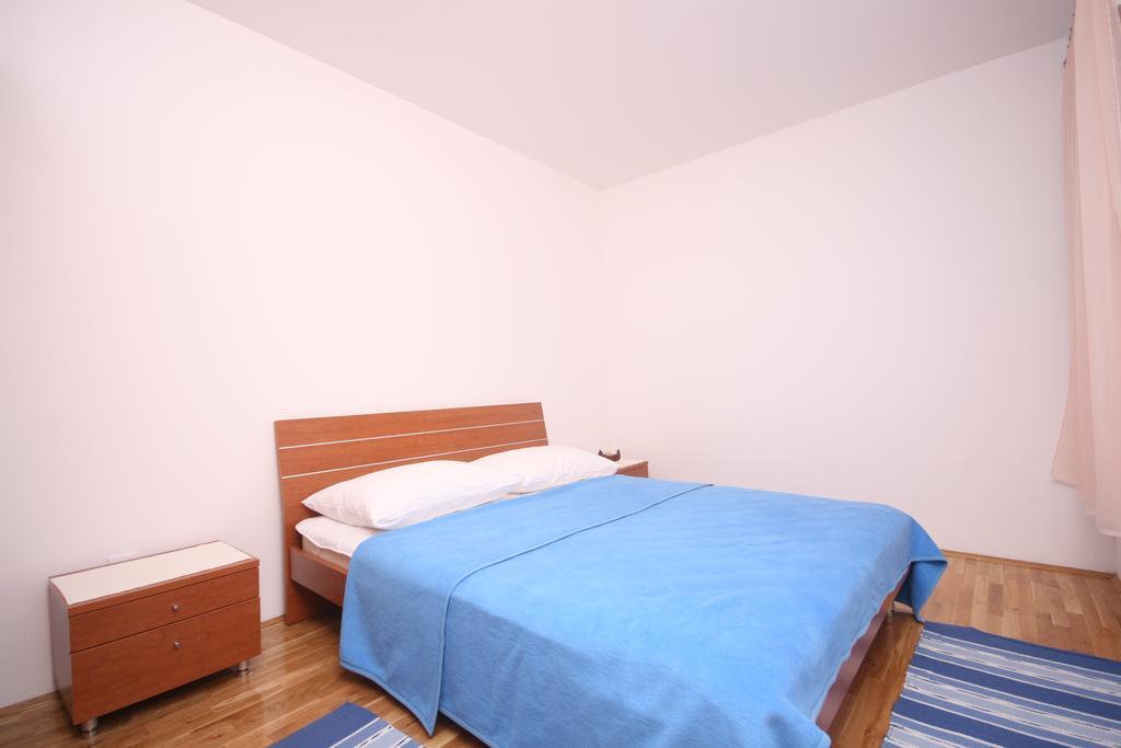 Apartments Beverly 奥米什 外观 照片